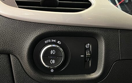 Opel Astra K, 2020 год, 1 399 000 рублей, 14 фотография