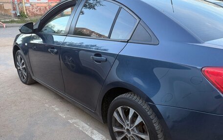 Chevrolet Cruze II, 2010 год, 440 000 рублей, 6 фотография