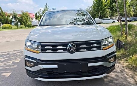 Volkswagen T-Cross I, 2021 год, 1 661 800 рублей, 3 фотография