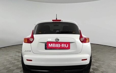 Nissan Juke II, 2011 год, 859 000 рублей, 7 фотография