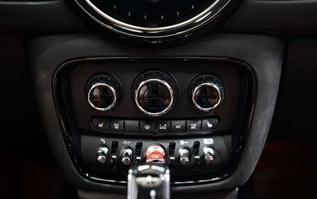 MINI Clubman, 2023 год, 3 040 000 рублей, 20 фотография