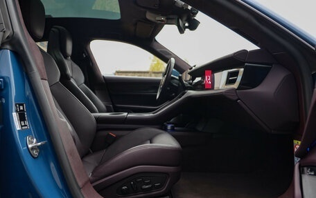 Porsche Taycan I, 2020 год, 8 999 999 рублей, 32 фотография