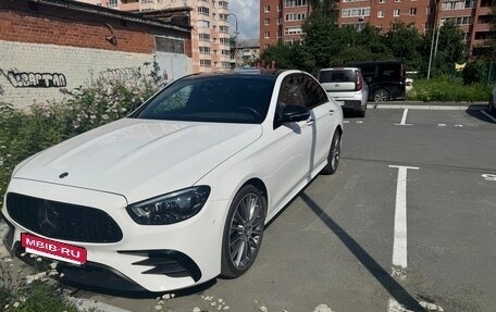 Mercedes-Benz E-Класс, 2020 год, 5 100 000 рублей, 3 фотография