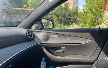 Mercedes-Benz E-Класс, 2020 год, 5 100 000 рублей, 19 фотография