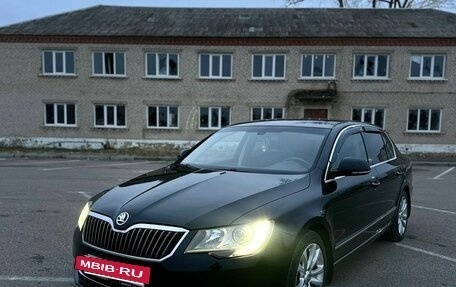 Skoda Superb III рестайлинг, 2014 год, 1 050 000 рублей, 13 фотография