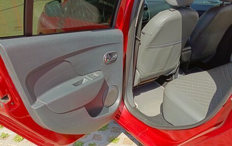 Renault Logan II, 2016 год, 655 000 рублей, 8 фотография