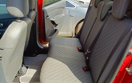 Renault Logan II, 2016 год, 655 000 рублей, 9 фотография