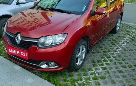 Renault Logan II, 2016 год, 655 000 рублей, 2 фотография