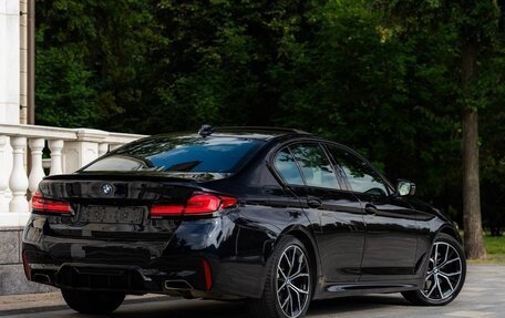 BMW 5 серия, 2021 год, 5 990 000 рублей, 7 фотография