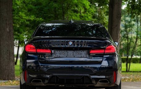 BMW 5 серия, 2021 год, 5 990 000 рублей, 5 фотография