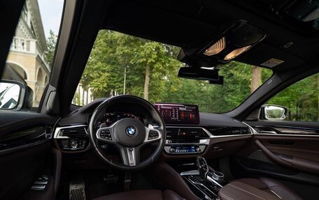 BMW 5 серия, 2021 год, 5 990 000 рублей, 11 фотография