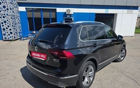 Volkswagen Tiguan II, 2017 год, 2 700 000 рублей, 3 фотография