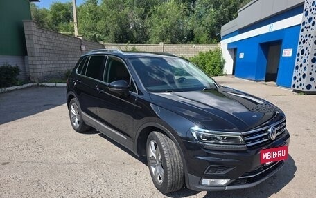 Volkswagen Tiguan II, 2017 год, 2 700 000 рублей, 4 фотография