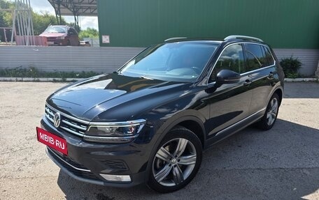Volkswagen Tiguan II, 2017 год, 2 700 000 рублей, 6 фотография