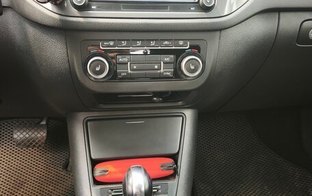 Volkswagen Tiguan I, 2012 год, 1 550 000 рублей, 13 фотография