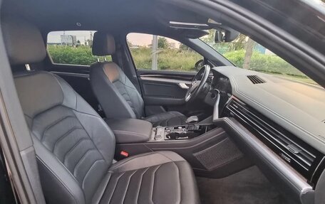 Volkswagen Touareg III, 2020 год, 4 750 000 рублей, 13 фотография