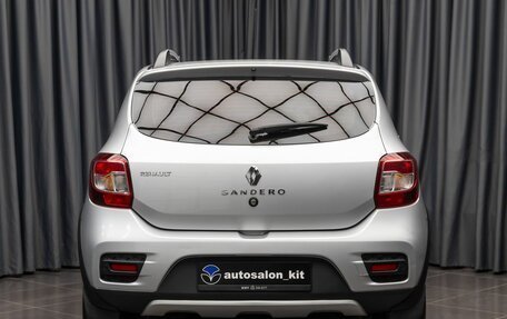 Renault Sandero II рестайлинг, 2017 год, 929 000 рублей, 3 фотография