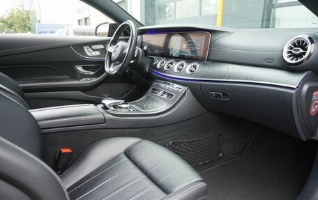 Mercedes-Benz E-Класс, 2017 год, 4 150 000 рублей, 10 фотография