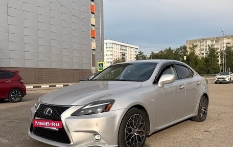 Lexus IS II рестайлинг 2, 2006 год, 1 200 000 рублей, 3 фотография