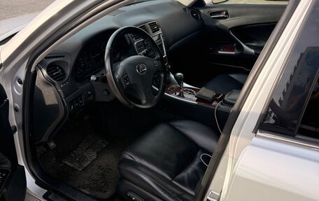 Lexus IS II рестайлинг 2, 2006 год, 1 200 000 рублей, 10 фотография