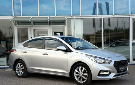 Hyundai Solaris II рестайлинг, 2018 год, 1 400 000 рублей, 2 фотография