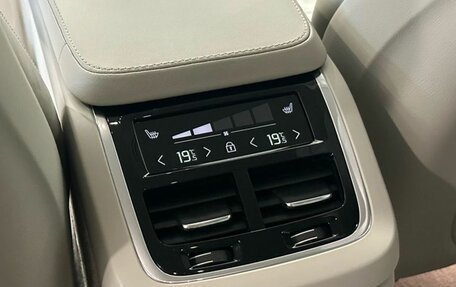 Volvo XC90 II рестайлинг, 2021 год, 5 950 000 рублей, 26 фотография