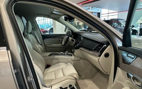 Volvo XC90 II рестайлинг, 2021 год, 5 950 000 рублей, 32 фотография