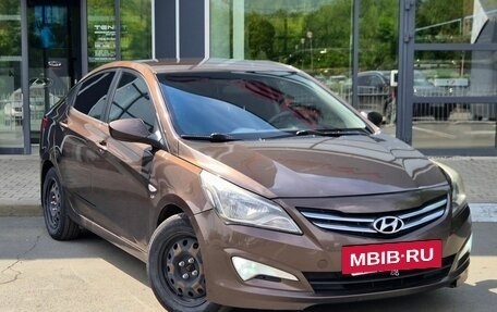 Hyundai Solaris II рестайлинг, 2015 год, 950 000 рублей, 3 фотография