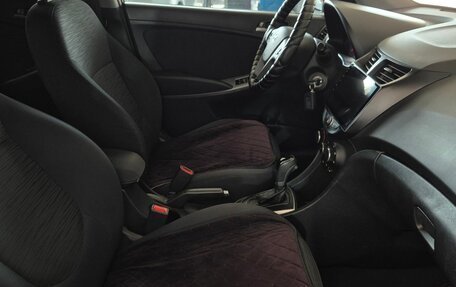 Hyundai Solaris II рестайлинг, 2015 год, 950 000 рублей, 12 фотография