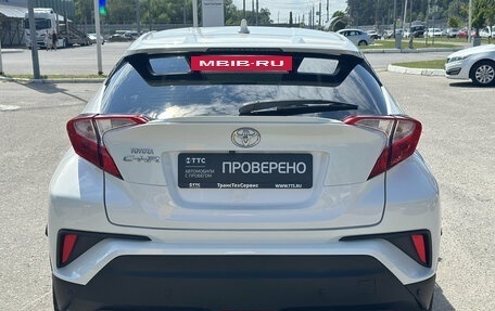 Toyota C-HR I рестайлинг, 2018 год, 1 940 000 рублей, 7 фотография