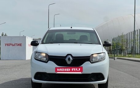 Renault Logan II, 2017 год, 690 000 рублей, 2 фотография