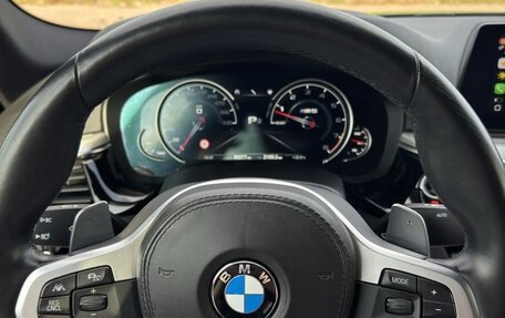 BMW 5 серия, 2018 год, 5 800 000 рублей, 13 фотография