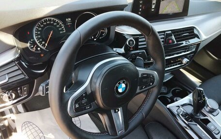 BMW 5 серия, 2018 год, 1 978 800 рублей, 6 фотография