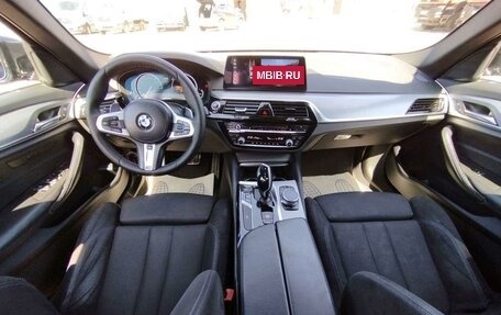 BMW 5 серия, 2018 год, 1 978 800 рублей, 5 фотография