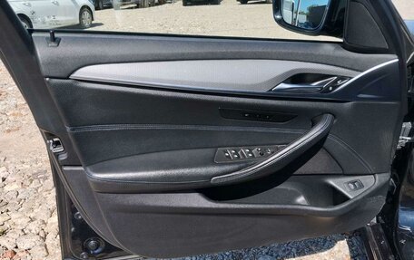 BMW 5 серия, 2018 год, 1 978 800 рублей, 9 фотография