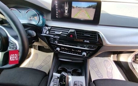 BMW 5 серия, 2018 год, 1 978 800 рублей, 14 фотография