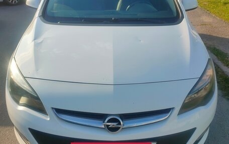 Opel Astra J, 2013 год, 1 190 000 рублей, 2 фотография