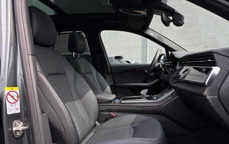 Audi Q7, 2024 год, 8 600 000 рублей, 40 фотография