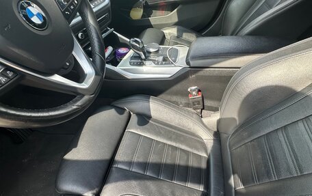 BMW 3 серия, 2019 год, 3 850 000 рублей, 3 фотография