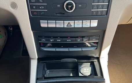 Mercedes-Benz E-Класс, 2015 год, 2 750 000 рублей, 21 фотография