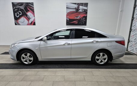 Hyundai Sonata VI, 2011 год, 796 000 рублей, 4 фотография