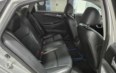 Hyundai Sonata VI, 2011 год, 796 000 рублей, 14 фотография