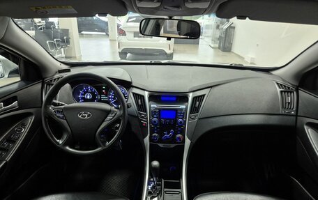 Hyundai Sonata VI, 2011 год, 796 000 рублей, 24 фотография