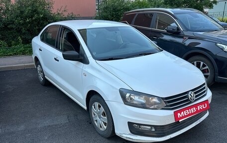 Volkswagen Polo VI (EU Market), 2018 год, 920 000 рублей, 2 фотография