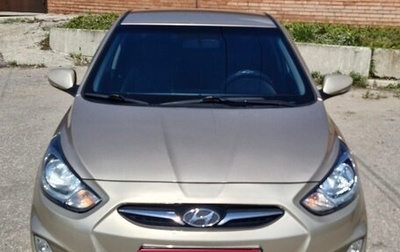 Hyundai Solaris II рестайлинг, 2012 год, 700 000 рублей, 1 фотография