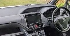 Toyota Voxy III, 2014 год, 1 750 000 рублей, 6 фотография