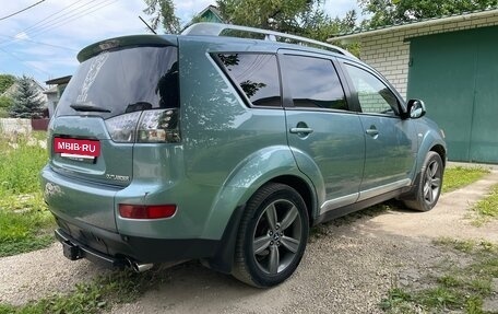 Mitsubishi Outlander III рестайлинг 3, 2007 год, 890 000 рублей, 2 фотография