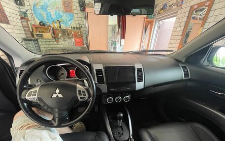 Mitsubishi Outlander III рестайлинг 3, 2007 год, 890 000 рублей, 6 фотография