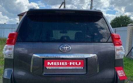 Toyota Land Cruiser Prado 150 рестайлинг 2, 2012 год, 2 650 000 рублей, 5 фотография