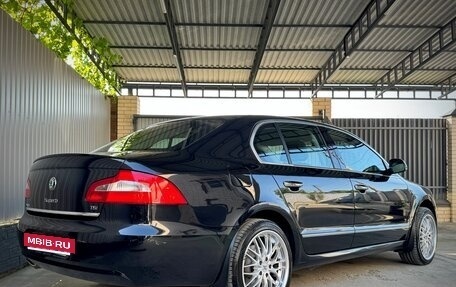 Skoda Superb III рестайлинг, 2012 год, 1 750 000 рублей, 10 фотография